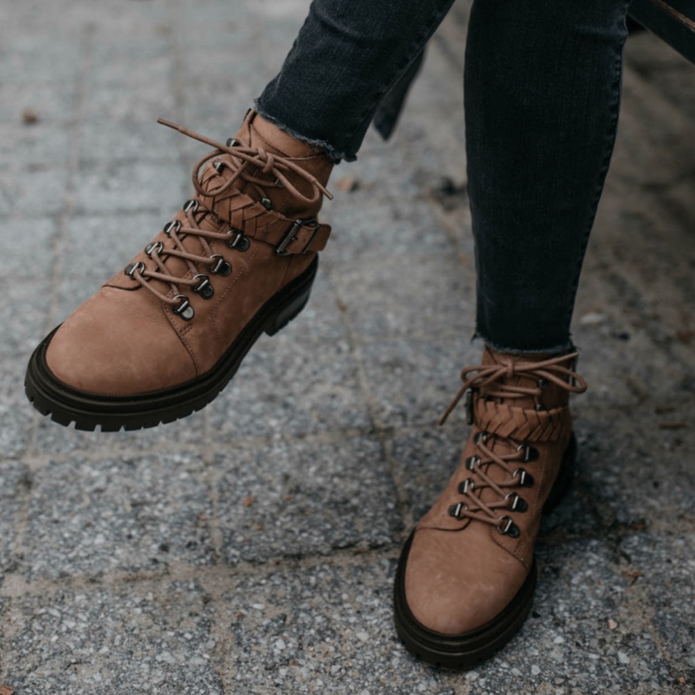 Bindelia Moto Boot